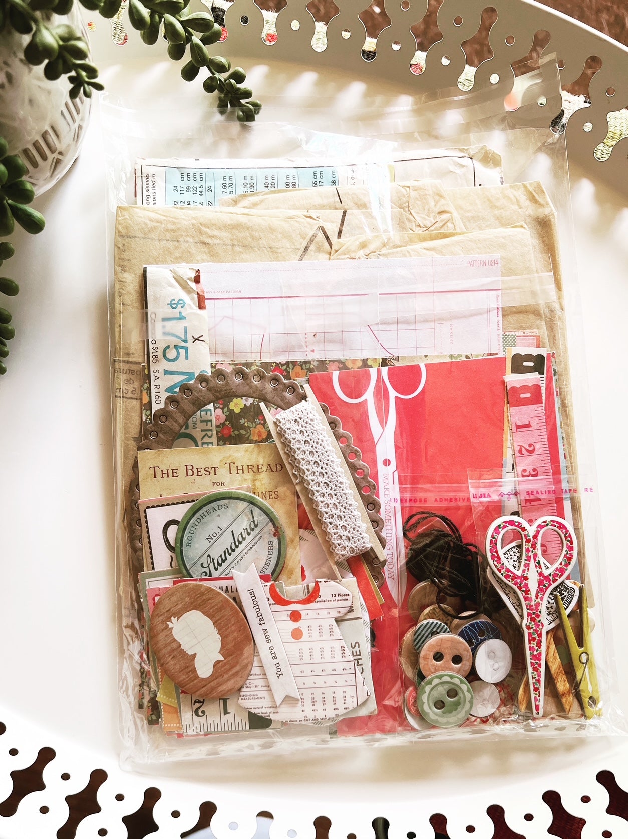 Sew-n-Sew: Junk Journal Pack