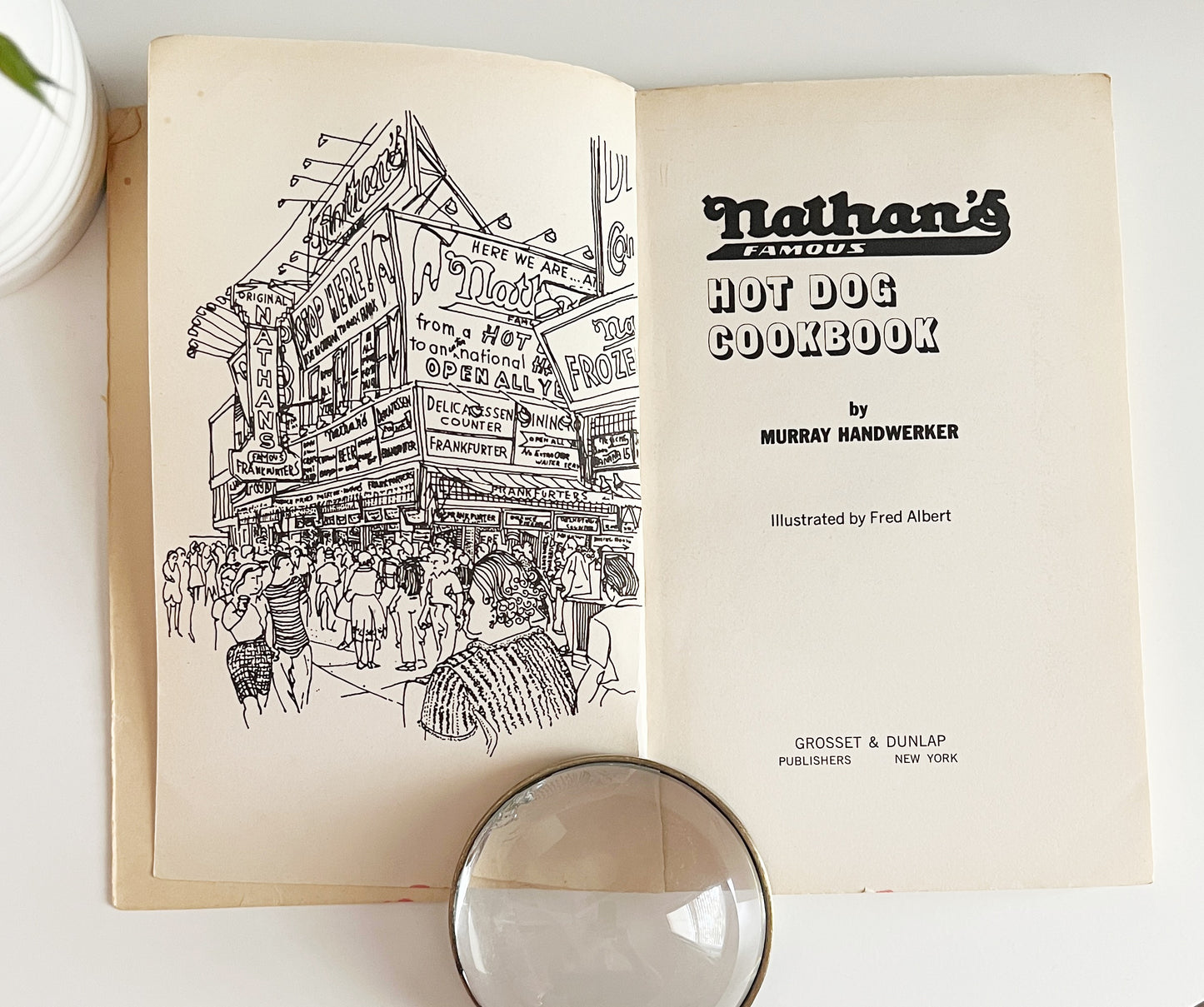 Nathan's Hot Dog Cookbook - Murray Handwerker – 1968 Grosset & Dunlap