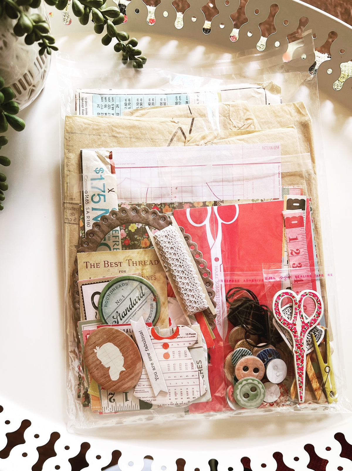 Sew-n-Sew: Junk Journal Pack